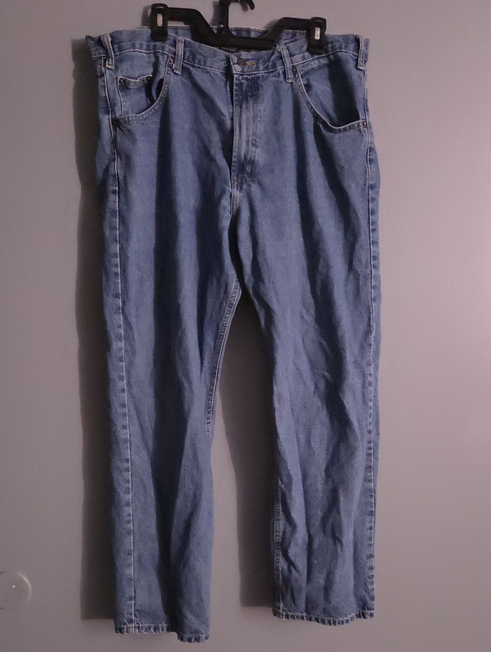Men's Relaxed Fit Light Blue Denim Jeans